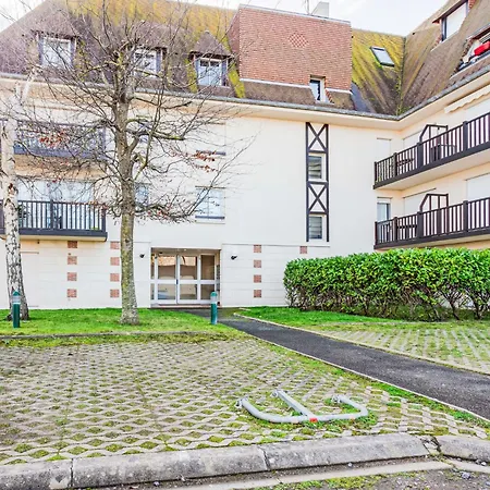 Le Surcouf-3 By Interhome Appartement Cabourg